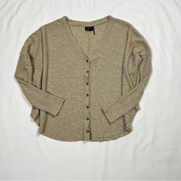 Urban Outfitters - Out From Under Waffle Knit Oversized Cardigan - Picture 2 of 6